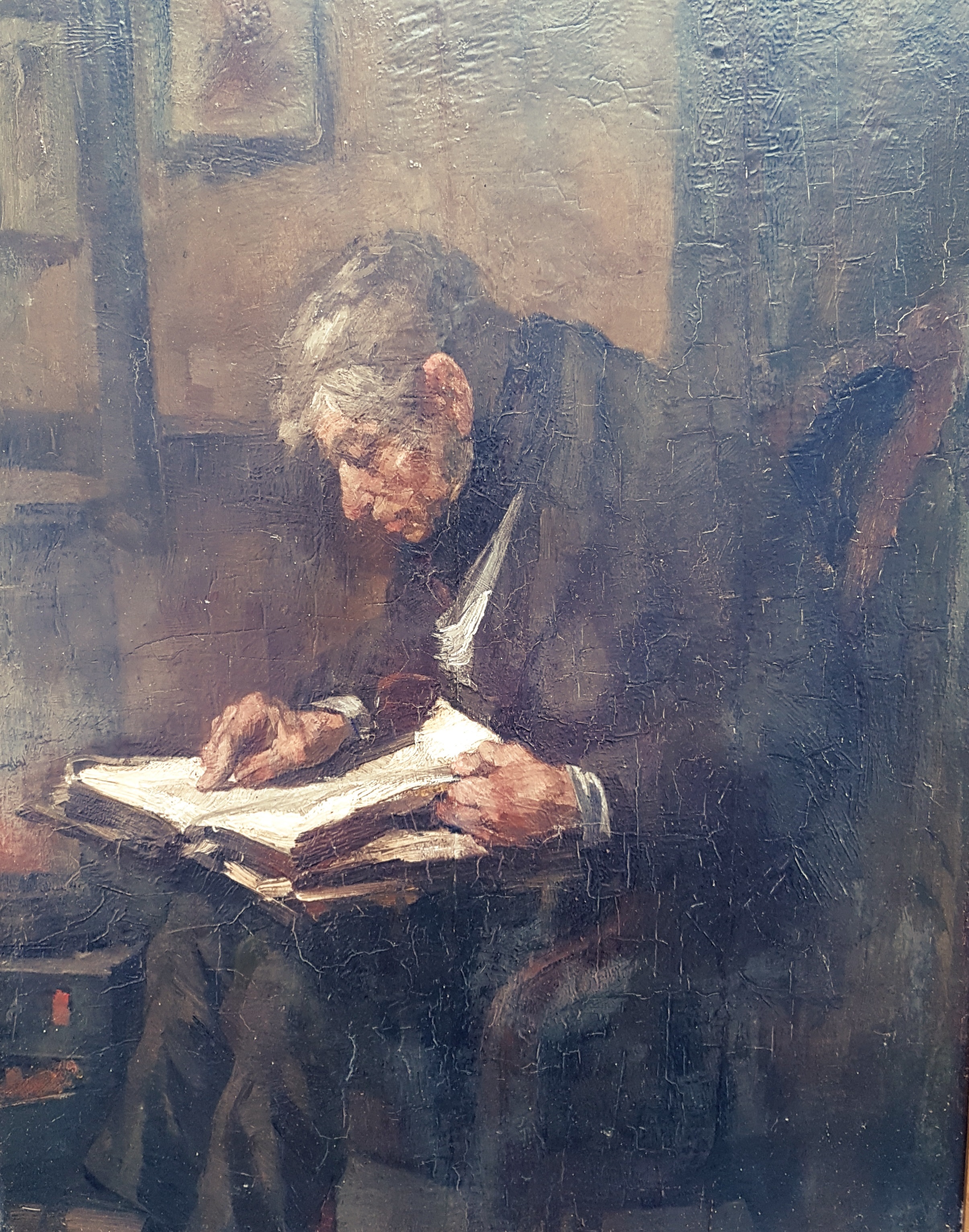 Bijbel lezende man