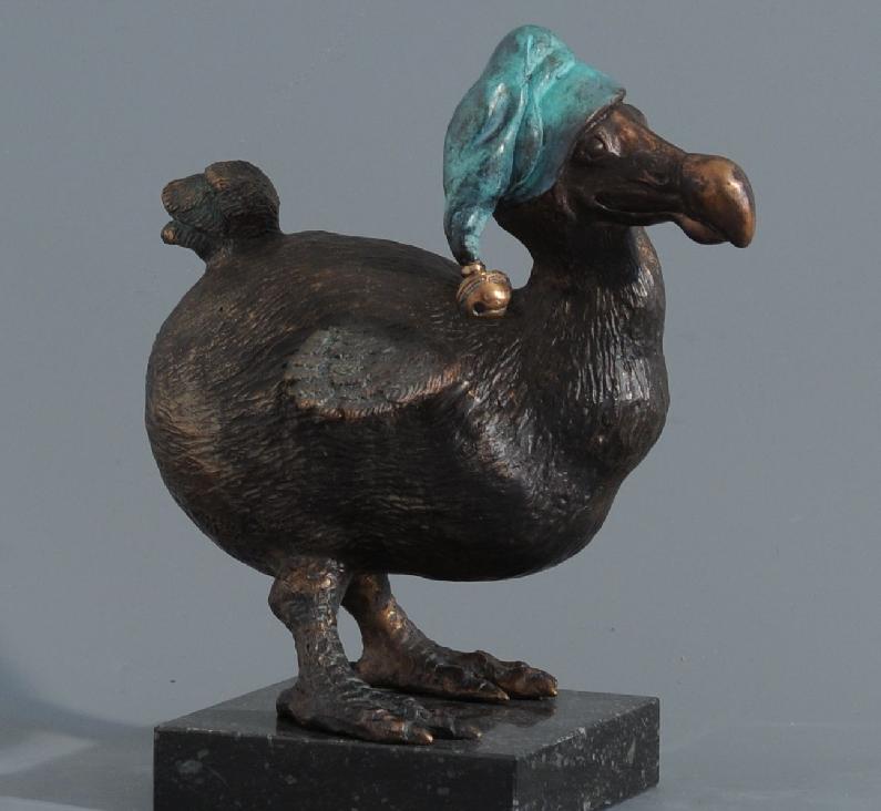 Collectie van 10 schilderijen en 2 bronzen beelden van Suzan Visser te koop